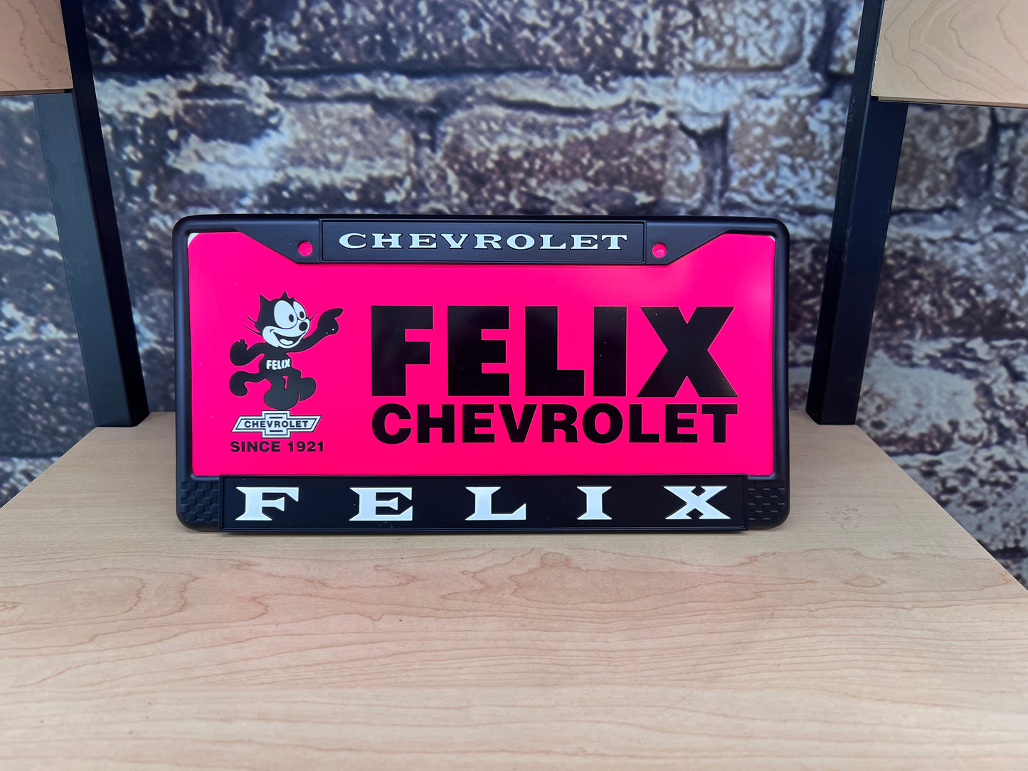 2 Matte Frames/2 Pink Insert Set